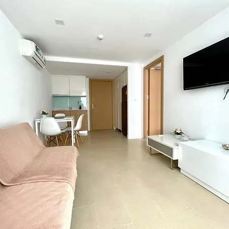 Apartment New 1-bed At Aurora Cozy Beach *
