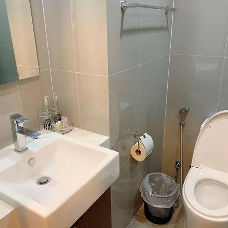 Posh-high Floor Sea View 海景大床房28（88/362） Pattaya