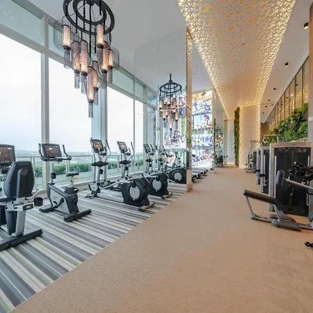 Riviera Jomtien L Guest Friendly L High Floor Apartment