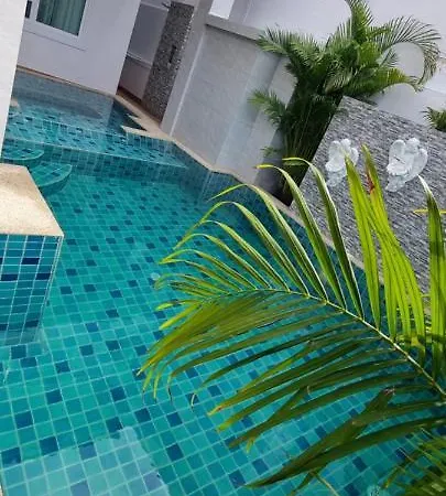Hotel Rosewood Pool 3 3*