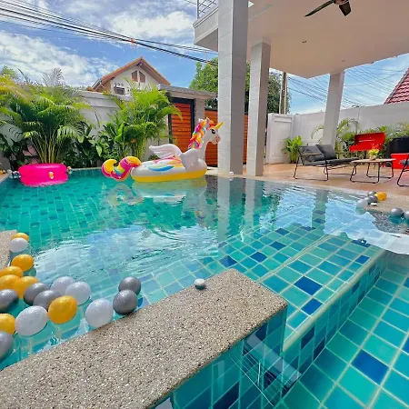 Rosewood Pool 3 Pattaya