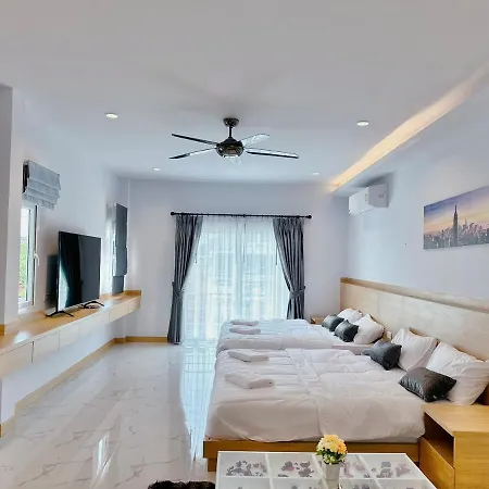 Rosewood Pool 3 Hotel Pattaya