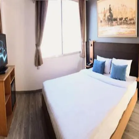Shagwell Mansions Hotel 3*