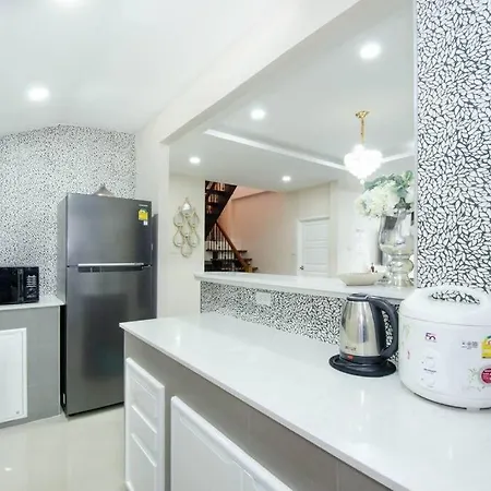 Near Walking Street Villa