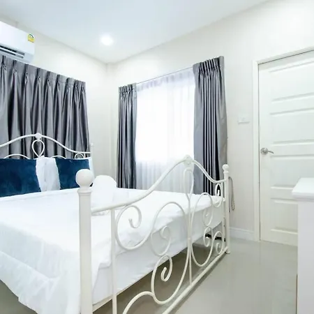 Villa Near Walking Street Pattaya