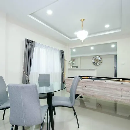 Near Walking Street Villa