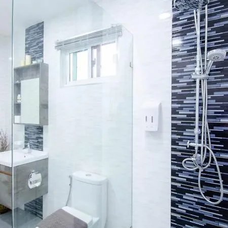 Villa Near Walking Street Pattaya