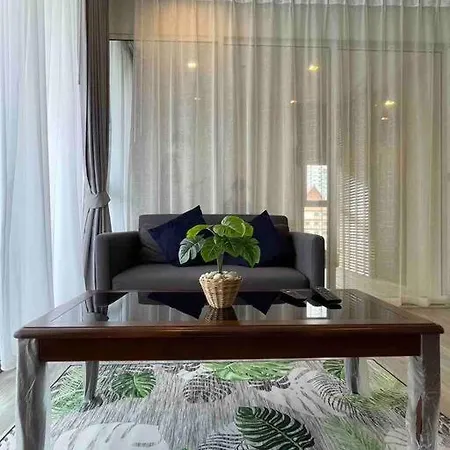 Bann Plai Haad Apartment *