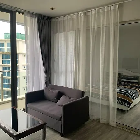 Bann Plai Haad Apartment *