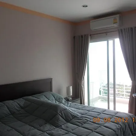 Apartment Ad Hyatt Pattaya