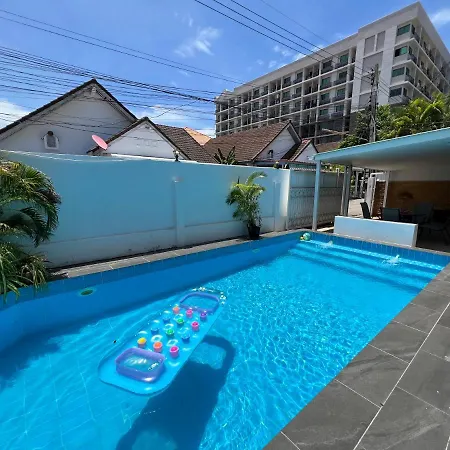 Pool Villa, Near Walking Street By 3* Pattaya