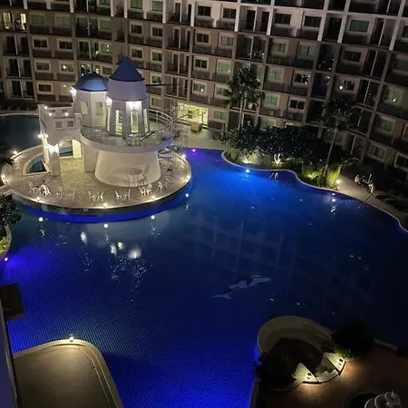 Arcadia Condo: Spacious 3-room With Entertainment & Amenities * Pattaya