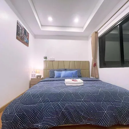 市中心4卧6卫别墅/步行街8分钟/门口711 * Pattaya