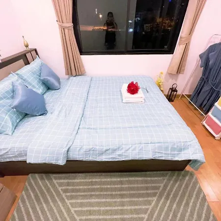 Villa 市中心4卧6卫别墅/步行街8分钟/门口711 *