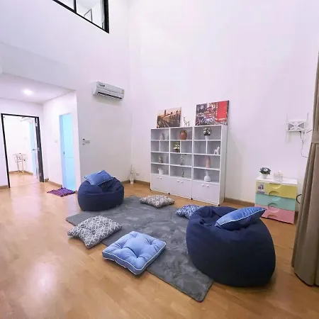 Villa 市中心4卧6卫别墅/步行街8分钟/门口711 Pattaya