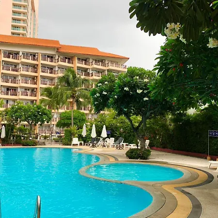 Royal Hill Condotel *