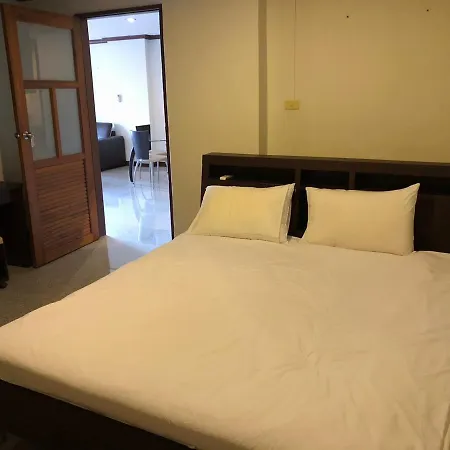 Apartment Royal Hill Condotel Pattaya