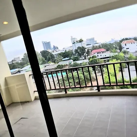 Wongamat Privacy Studio With Washer Apartment