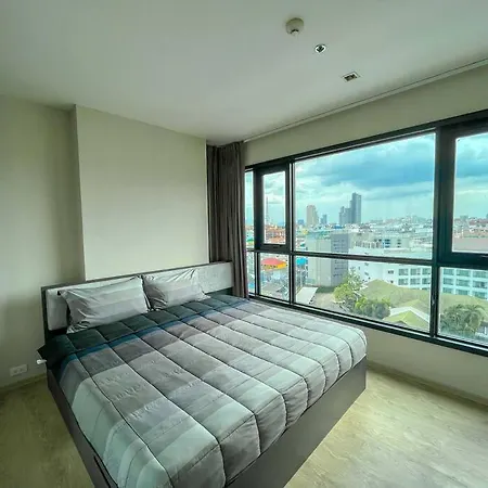 Apartment Base Hub - 2 Bedroom 53 M2 By And Hilton