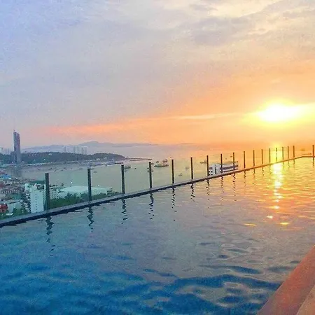 Apartment Base Hub - 2 Bedroom 53 M2 By And Hilton Pattaya