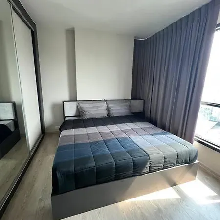 Apartment Base Hub - 2 Bedroom 53 M2 By And Hilton