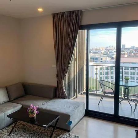 Apartment Base Hub - 2 Bedroom 53 M2 By And Hilton