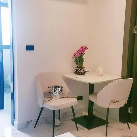 芭提雅步行街arcadla Mlllennlum Tower Apartment