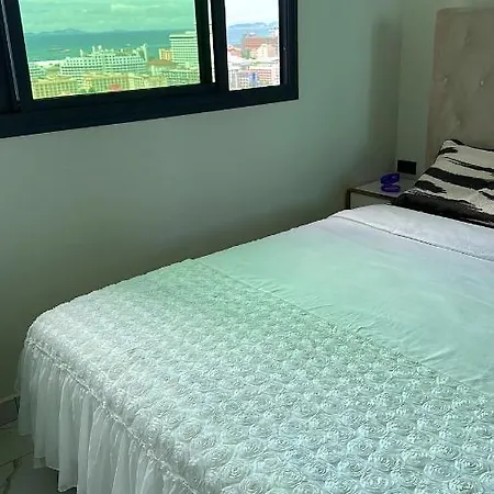 芭提雅步行街arcadla Mlllennlum Tower Apartment