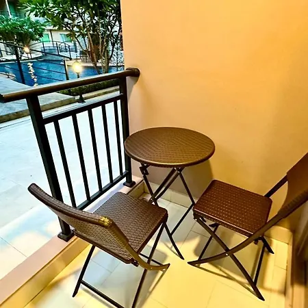 Apartment Arcadia Pool Access- C Gym - Sauna Fast Net Pattaya