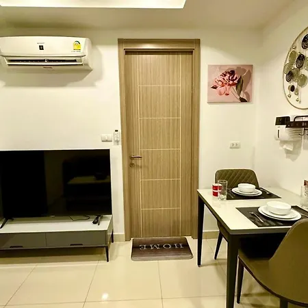 Apartment Arcadia Pool Access- C Gym - Sauna Fast Net Pattaya