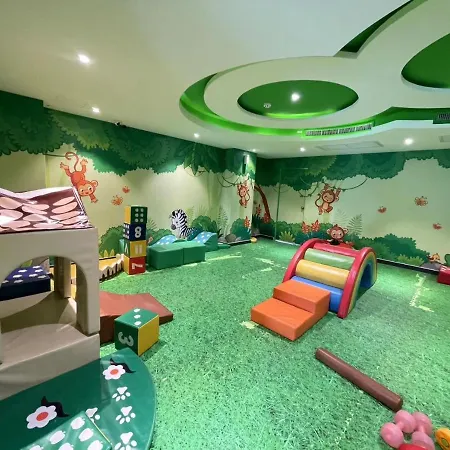 Homestay 林荫大道2 Pattaya