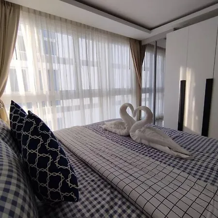 Apartment Grand Avenue *