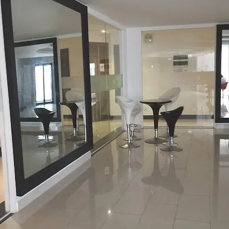 Grand Avenue Apartment