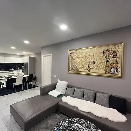 芭堤雅棕榈泉8卧豪华泳池别墅 Villa Pattaya