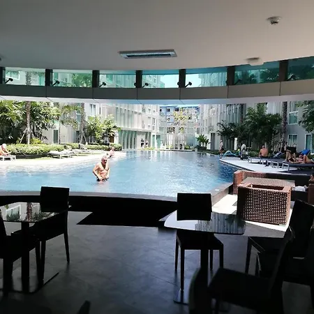 Center Apartment Pattaya
