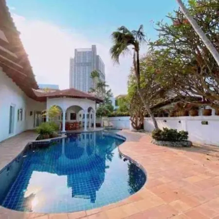 Party Poolvilla Villa *