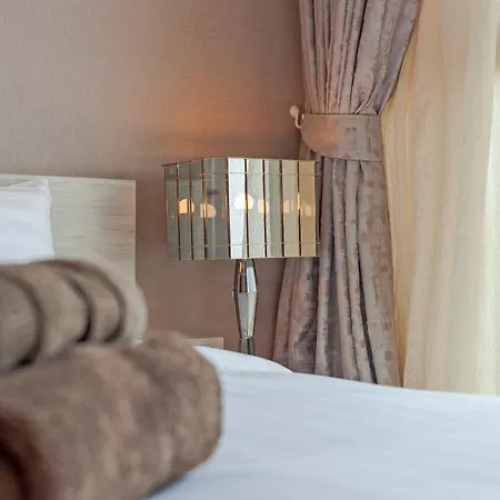 Riviera Jomtien L Guest Friendly L High Floor Apartment Pattaya