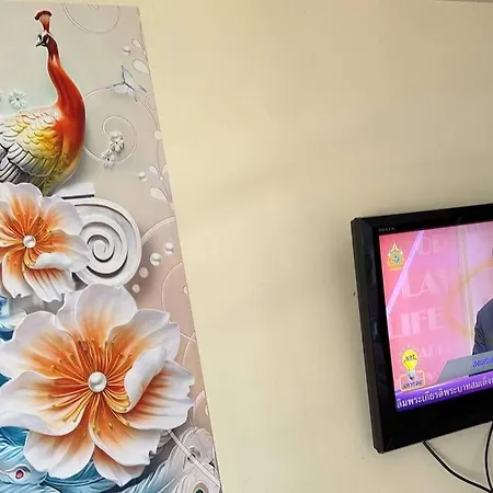高端公寓 素万那普机场坐大巴到芭提雅终点站一墙之隔 可住3人 月月租 Apartment Pattaya
