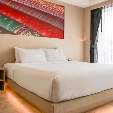 Glow Hotel 4*