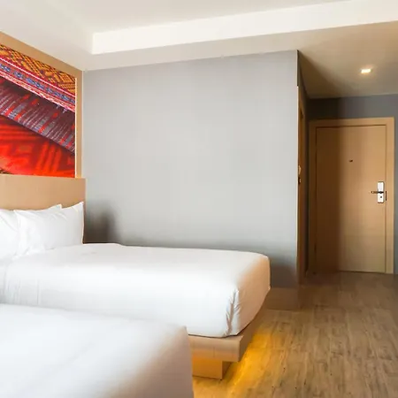 Hotel Glow 4*