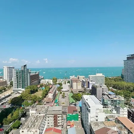 Perfect For 5 Guests, Sea View, 2 Pools, Sport Studio, Netflix Pattaya