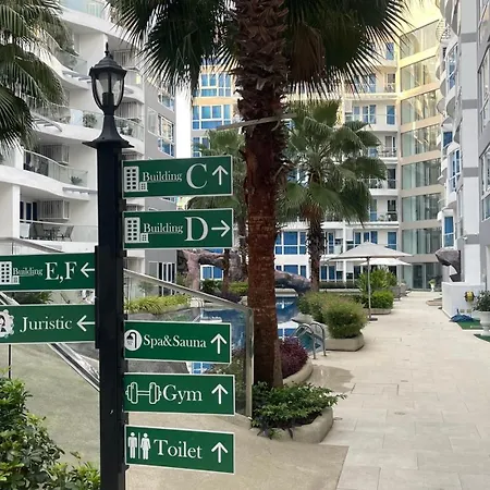 林荫大道豪华两房 Grand Avenue Luxurious 2 Bedroom Apartment *