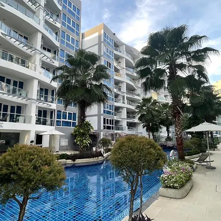 林荫大道豪华两房 Grand Avenue Luxurious 2 Bedroom Apartment *