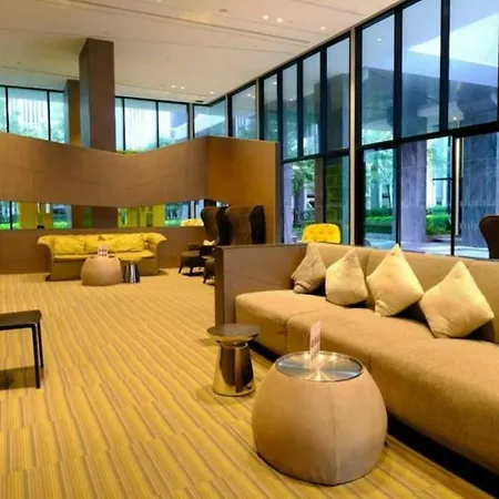 Perfect For 5 Guests, Sea View, 2 Pools, Sport Studio, Netflix Pattaya