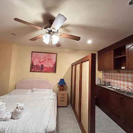Apartment Mina View 9 *
