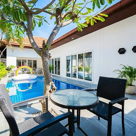 Majestic Pool Private * Pattaya
