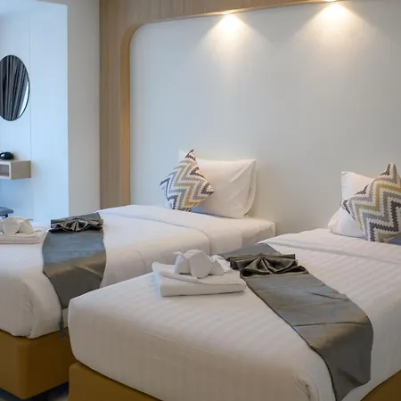 Iris Palace Pattaya