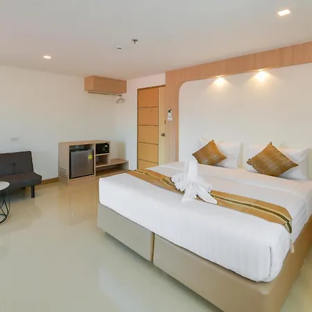 Iris Palace Hotel 5*