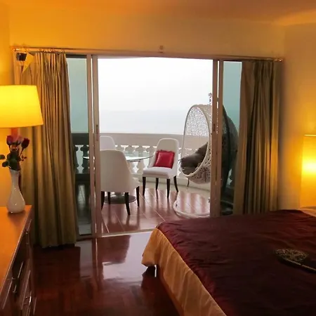 In Sky Apartment *