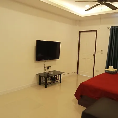 Aura Place Apartment Pattaya